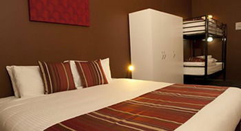 Urban Central Accommodation - Hostel - South Australia Travel 21