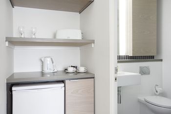 Apartments Ink - South Australia Travel 11