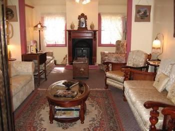 Chalet Blue Mountains - South Australia Travel 1