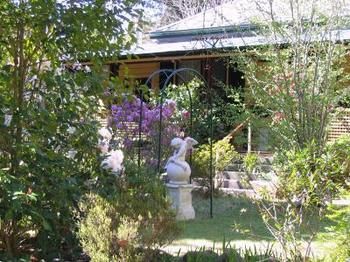 Chalet Blue Mountains - South Australia Travel 3