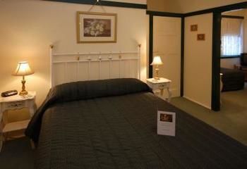 Chalet Blue Mountains - South Australia Travel 4