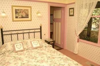 Chalet Blue Mountains - South Australia Travel 6