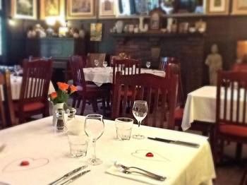 Chalet Blue Mountains - South Australia Travel 9