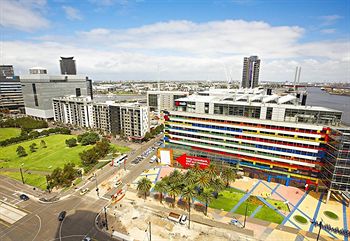 Astra Apartments - Docklands - South Australia Travel 3