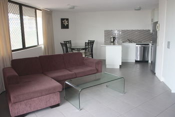 Mylos Apartments - South Australia Travel 8