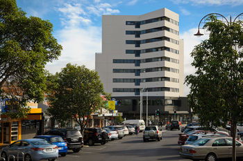 Apartments @ IKON Glen Waverley - South Australia Travel 10