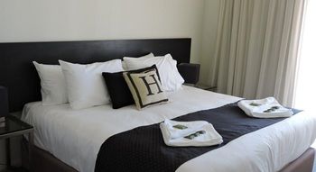 H Boutique Hotel - South Australia Travel 13