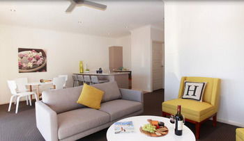 H Boutique Hotel - South Australia Travel 26