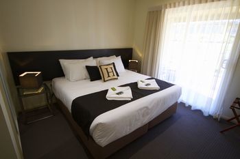 H Boutique Hotel - South Australia Travel 43