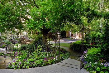 Elizabethan Lodge - South Australia Travel 3
