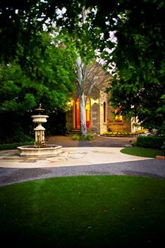 Elizabethan Lodge - South Australia Travel 12