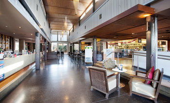 Villa Noosa Hotel - South Australia Travel 3