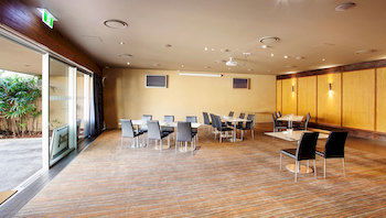 Villa Noosa Hotel - South Australia Travel 27