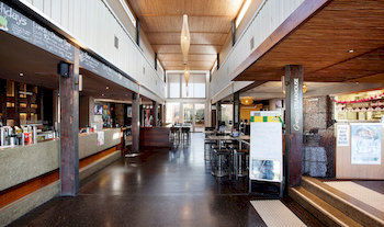 Villa Noosa Hotel - South Australia Travel 31