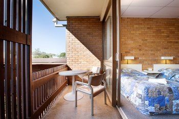 Villa Noosa Hotel - South Australia Travel 41