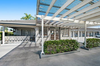 Colonial Terrace Motor Inn - South Australia Travel 30