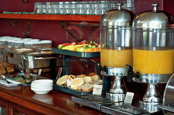 Colonial Terrace Motor Inn - South Australia Travel 35