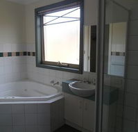 Australian Home Away  Box Hill 32 - South Australia Travel