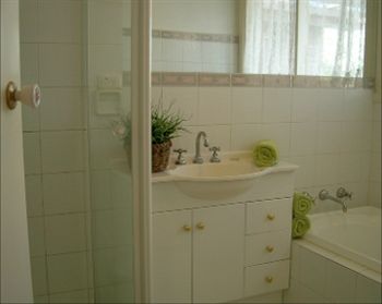 Australian Home Away @ Doncaster Grange Park - South Australia Travel 0