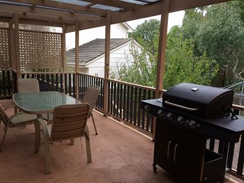 Australian Home Away @ Doncaster Grange Park - South Australia Travel 1