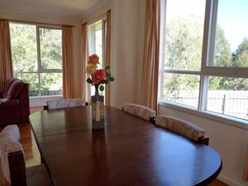 Australian Home Away @ Doncaster Grange Park - South Australia Travel 10