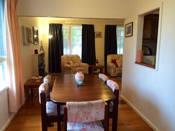 Australian Home Away @ Doncaster Grange Park - South Australia Travel 11
