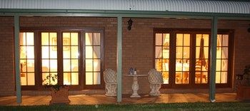 Strathearn Park Lodge - South Australia Travel 9