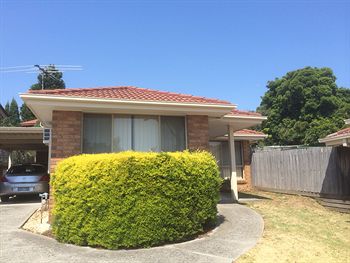 Australian Home Away @ Doncaster Andersons Creek 2 - South Australia Travel 6