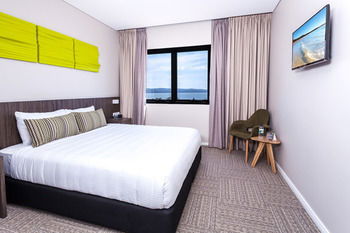 Ibis Styles The Entrance - South Australia Travel 5