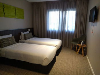 Ibis Styles The Entrance - South Australia Travel 23