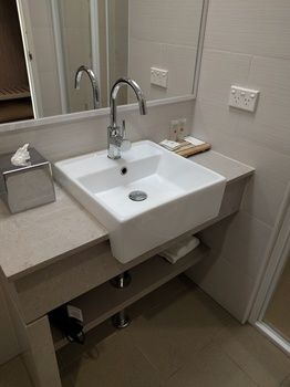 Ibis Styles The Entrance - South Australia Travel 32