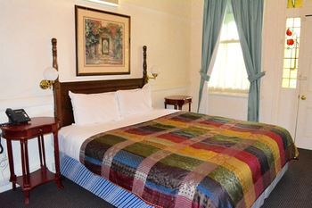 Magnolia Court Boutique Hotel Melbourne - South Australia Travel 5