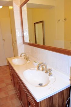 Magnolia Court Boutique Hotel Melbourne - South Australia Travel 12