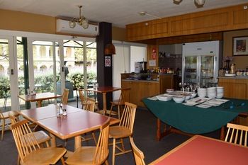 Magnolia Court Boutique Hotel Melbourne - South Australia Travel 14