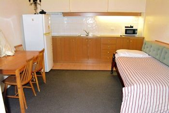 Magnolia Court Boutique Hotel Melbourne - South Australia Travel 23