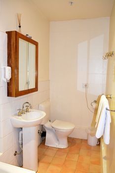 Magnolia Court Boutique Hotel Melbourne - South Australia Travel 62