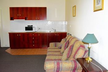 Magnolia Court Boutique Hotel Melbourne - South Australia Travel 72