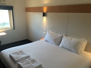Ibis Budget Casula Liverpool - South Australia Travel 13