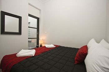 The Star Apartments - South Australia Travel 9