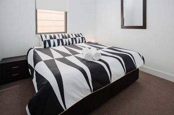 The Star Apartments - South Australia Travel 12