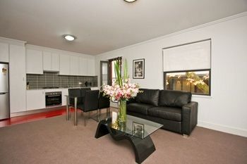 The Star Apartments - South Australia Travel 25