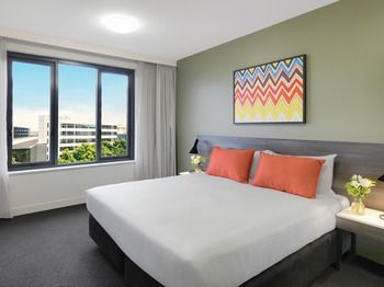 Adina Apartment Hotel Sydney Airport - South Australia Travel 1