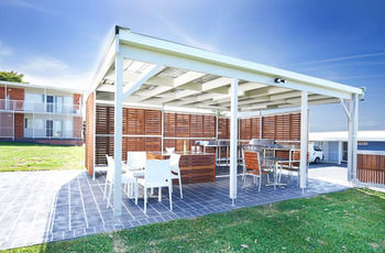 Harbourview Serviced Apartments - South Australia Travel 1