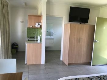 Harbourview Serviced Apartments - South Australia Travel 21