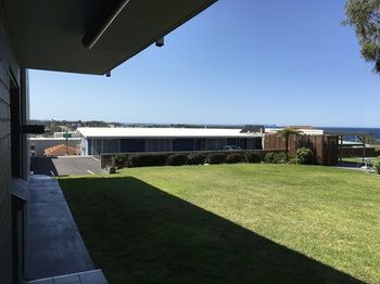 Harbourview Serviced Apartments - South Australia Travel 33