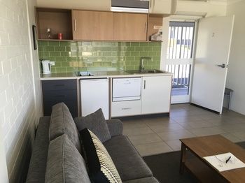 Harbourview Serviced Apartments - South Australia Travel 36