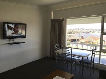 Harbourview Serviced Apartments - South Australia Travel 53