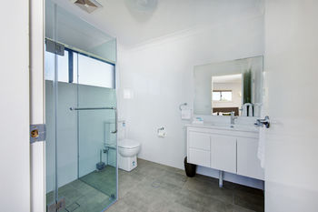 Harbourview Serviced Apartments - South Australia Travel 58