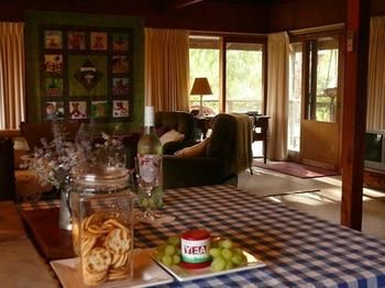 The Burrow At Wombat Bend - South Australia Travel 10