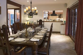 Kingfishers Manor @ Noosa - South Australia Travel 11
